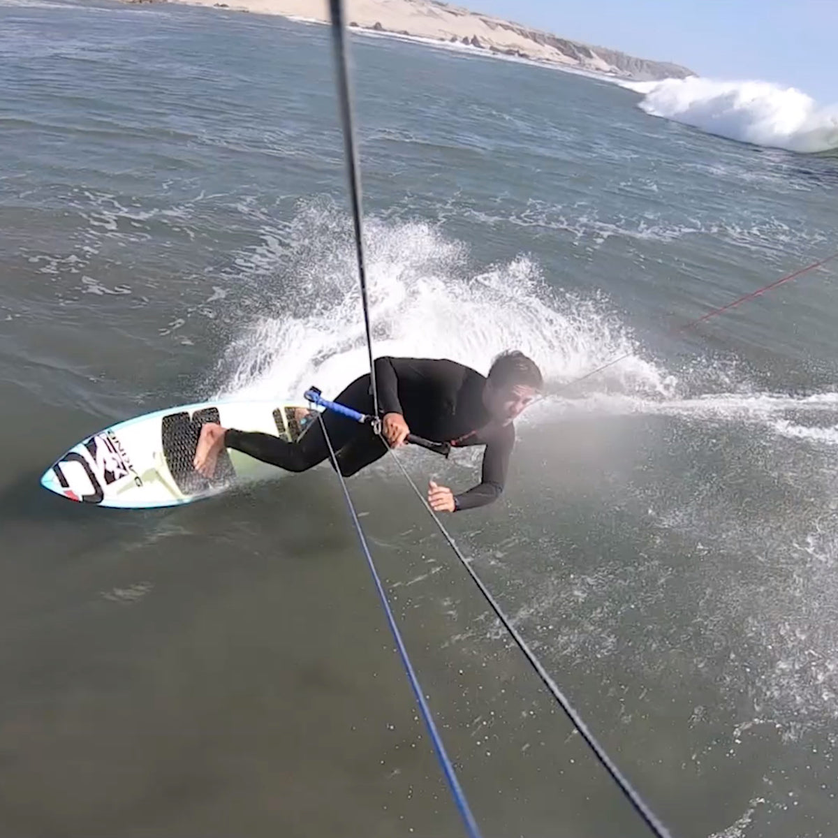 Reo Stevens Kitesurfing in Peru