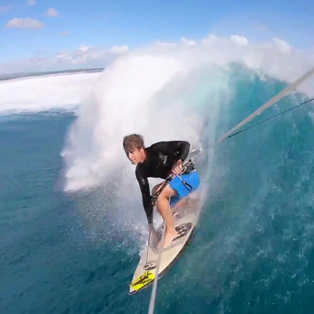 Keahi De Aboitiz Kitesurfing in Fiji