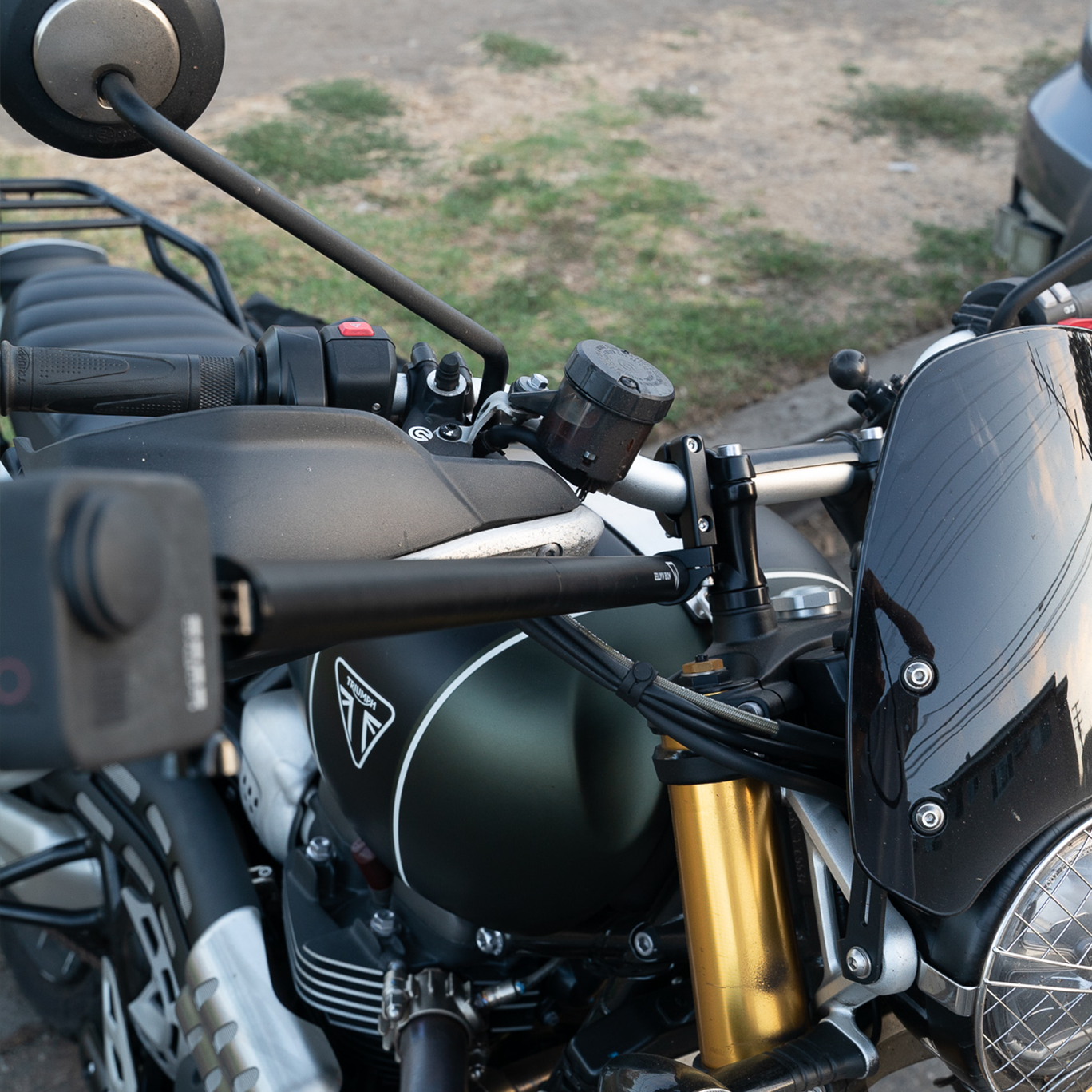 Motorcycle bike outlet mount