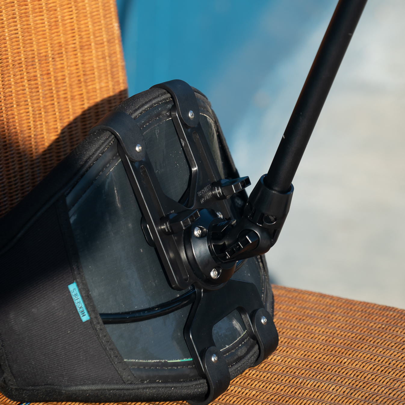 The Harness Mount 2 - noirmatter The Harness Mount 2 - noirmatter